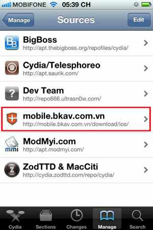 Bấm vào dòng chữ "mobile.bkav.com.vn"